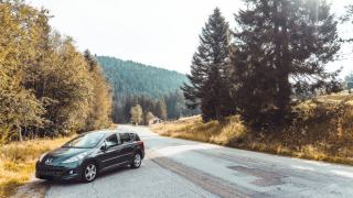 Automatic Car Rental in France — Find & Book Easily